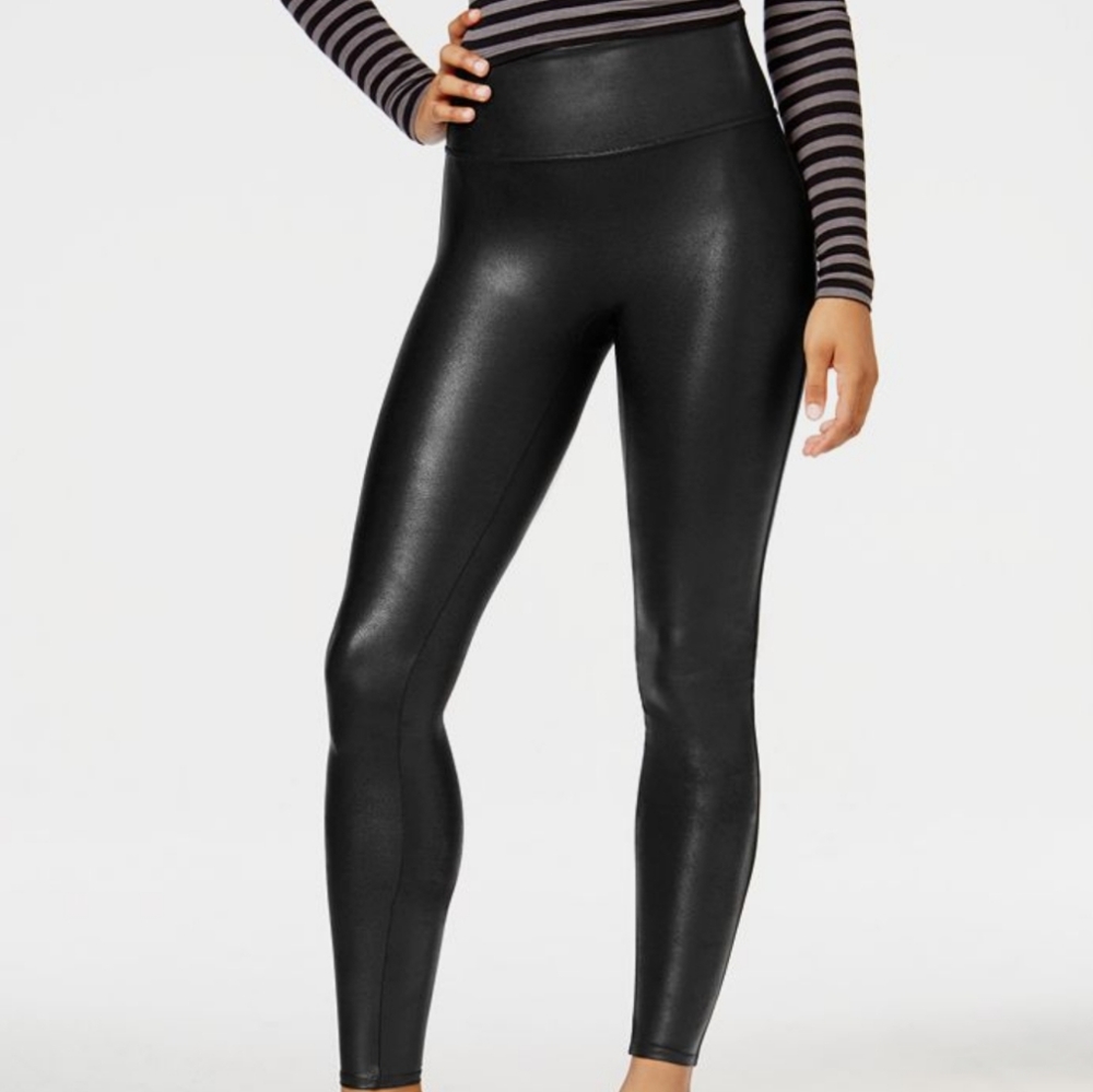 SPANX Faux Leather Leggings Regular VERY BLACK, Size Medium